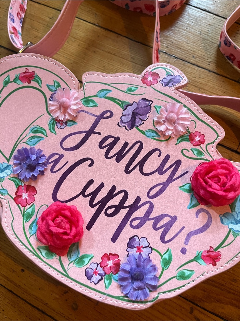 EPCOT UK Pink Teapot Crossbody Bag - "Fancy a Cuppa?" - Picture 2 of 5